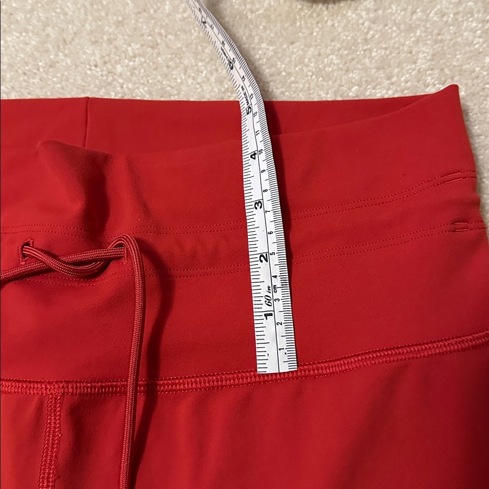 Vuori daily joggers with drawstring waist 
Size L.  VW323 - Picture 12 of 13